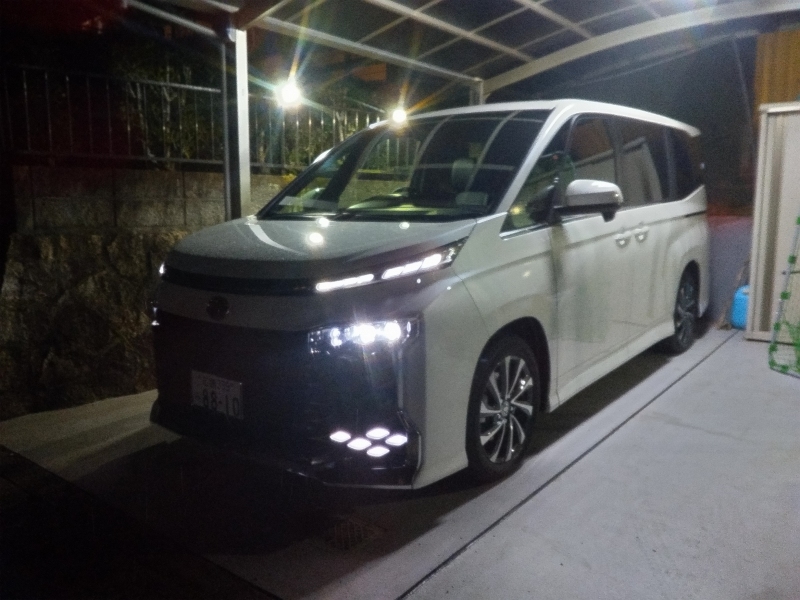 トヨタ 90系ヴォクシーが納車されました！の画像